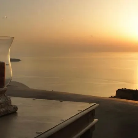 Apartment οικογενειακό διαμέρισμα στην Oia (Santorini)